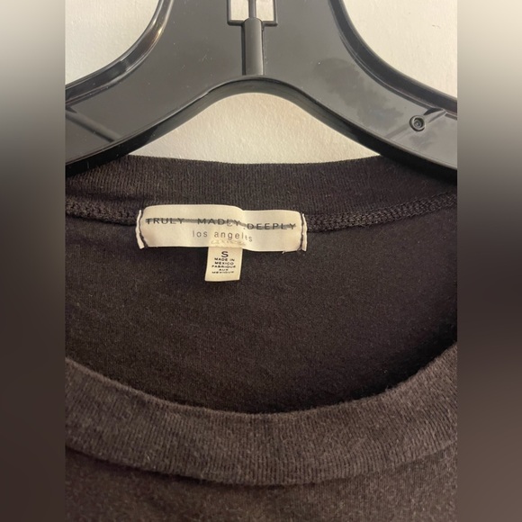 Truly Madly Deeply Halloween Pocket Tee Size Small - Picture 3 of 8